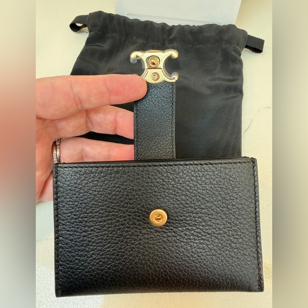 Brand New CELINE Accordion Nino Card Holder with Black Leather Gold Hardware - Picture 13 of 16